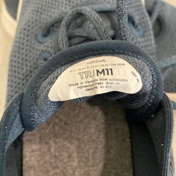 Men's Navy Allbirds Tree Runner (sz 11) - Picture 5 of 7